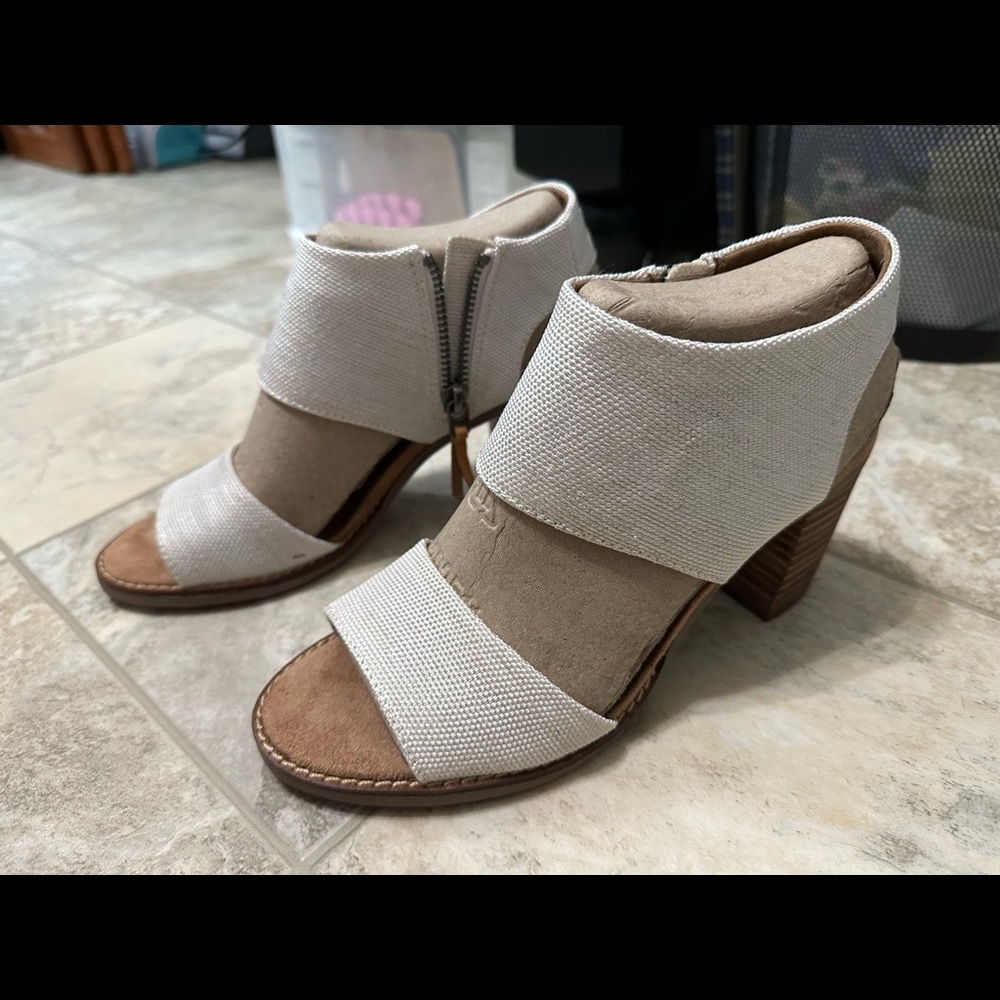 Toms Majorca cutout sandals